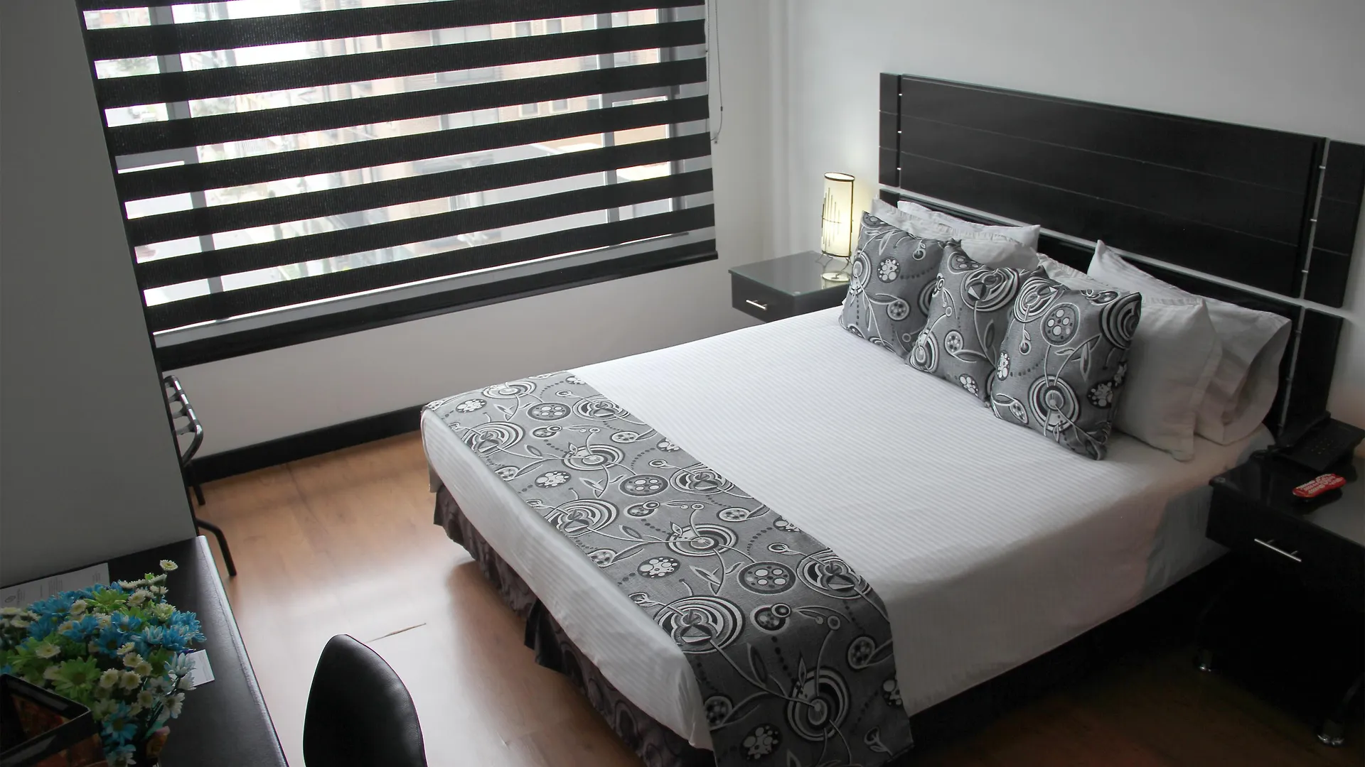 Hotel Santafe Real 보고타