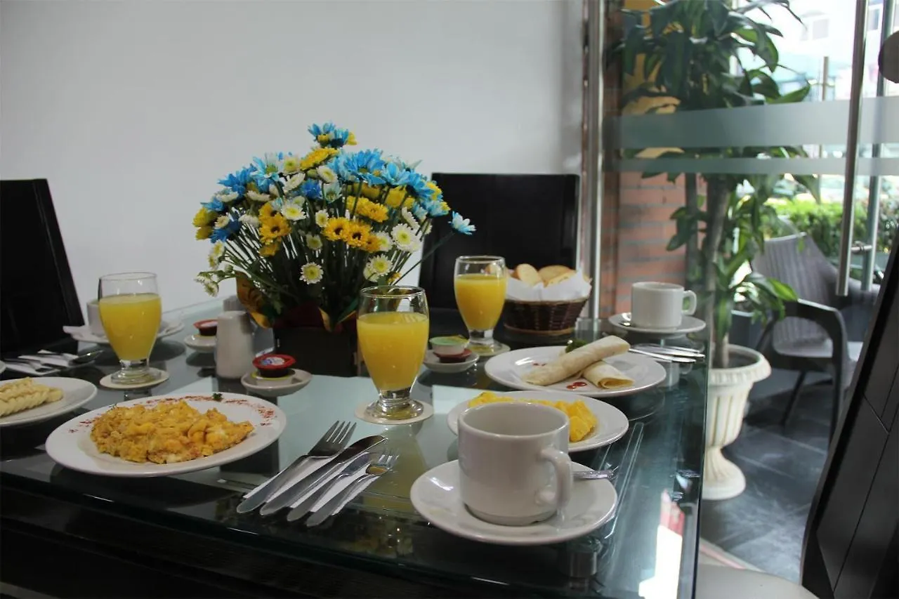 Hotel Santafe Real Bogotá 4*,